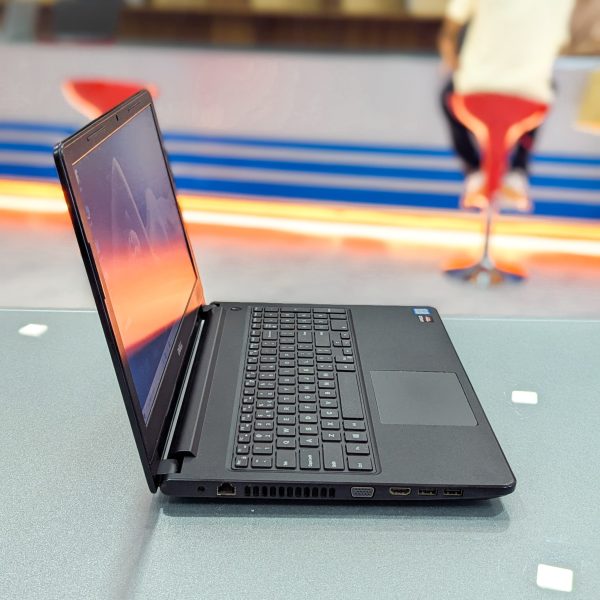 Dell Vostro 15-3568 |  Intel Core i5-7th Gen |  8GB RAM | 256GB NVme SSD | AMD Radeon HD 8500M Dedicated Graphics | Laptop - Image 3